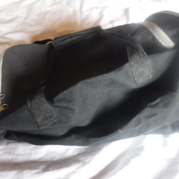 Mighty Ducks Small Black Duffle Bag Small NO Shoulder Strap - Picture 9 of 9